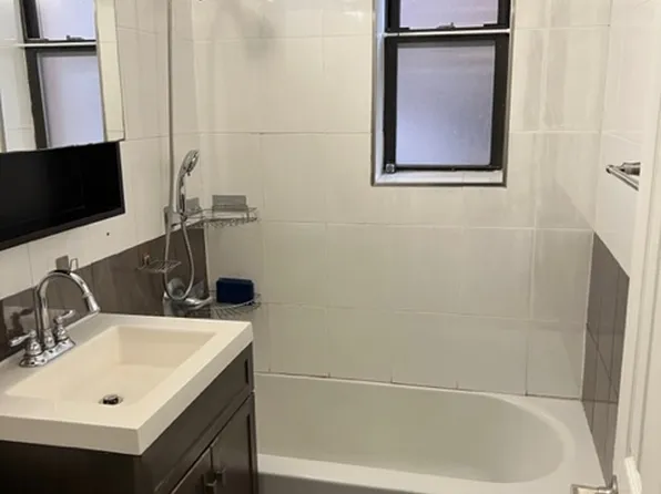 3021 Avenue Z image 10 of 12