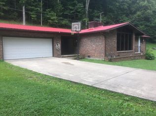 6319 Straight Holw, Pinsonfork, KY 41555