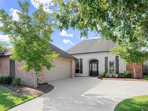 14526 Laketown Dr, Baton Rouge, LA 70810