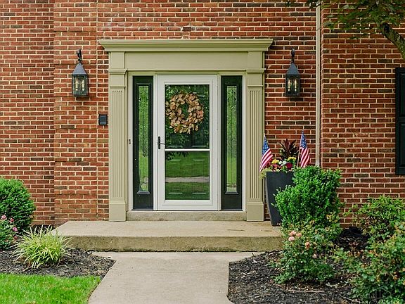 5th image of 7934 Ashley View Dr