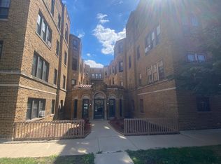 4011 N Kildare Ave APT 201, Chicago, IL 60641