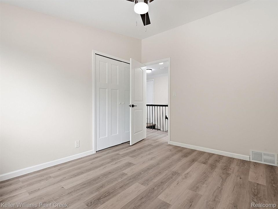711 Jamaica Dr, photo 28