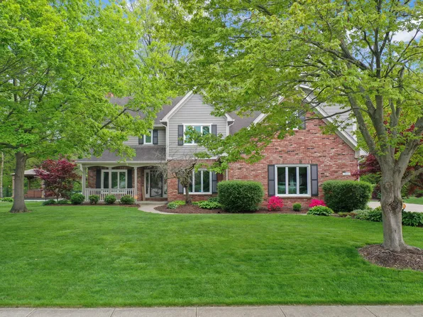 9950 Sugarleaf Pl, Fishers, IN 46038