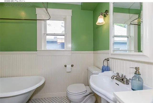 746 8th Ave — Photo 22