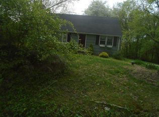 15 Hope Valley Rd, Amston, CT 06231