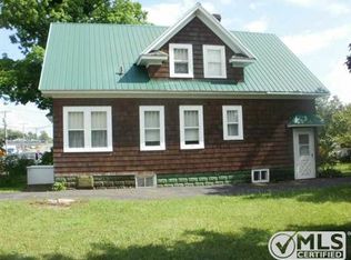 706 E Broad St, Lanse, MI 49946