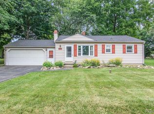 5483 Country Ln, Flint, MI 48506