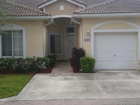 4254 SW 10th Pl, Deerfield Beach, FL 33442