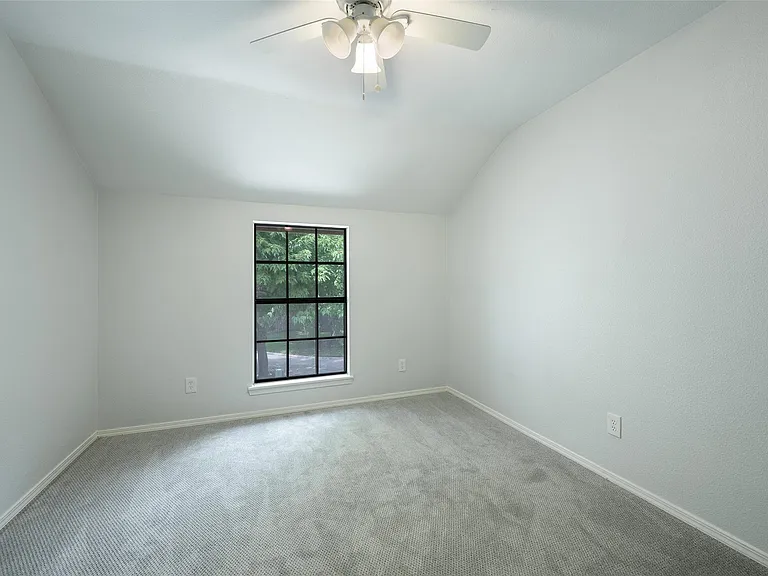 3054 Harbinger Ln — Photo 14