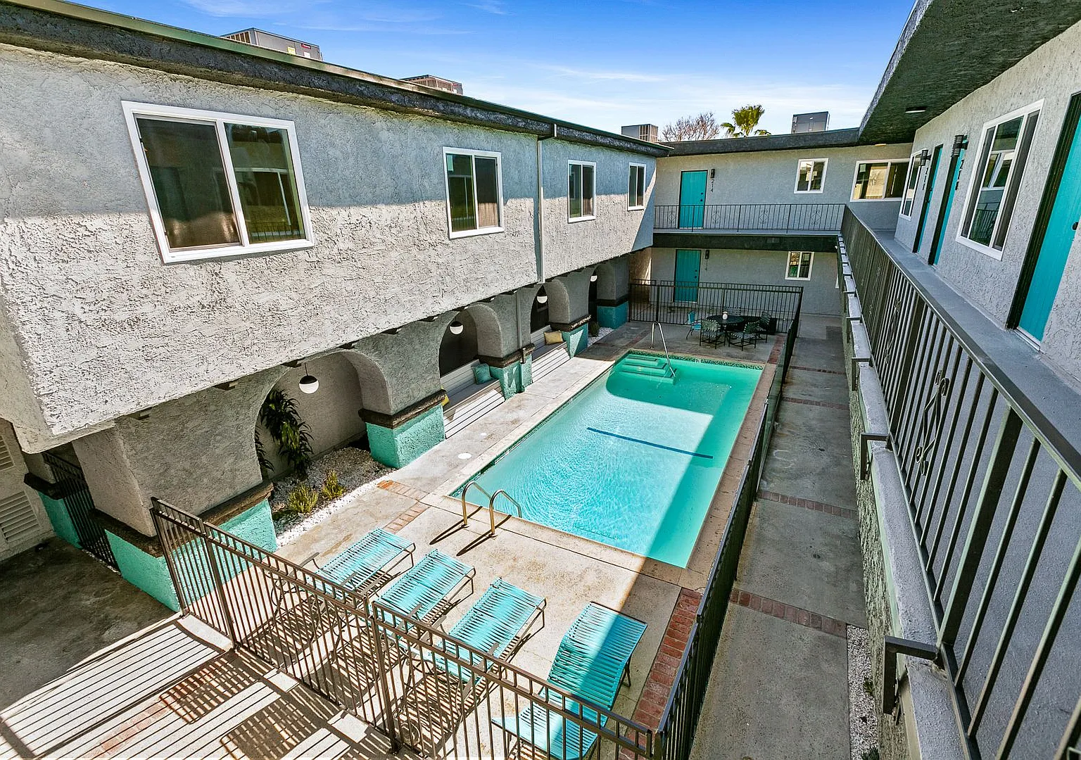 Woodley 34 — Photo 2