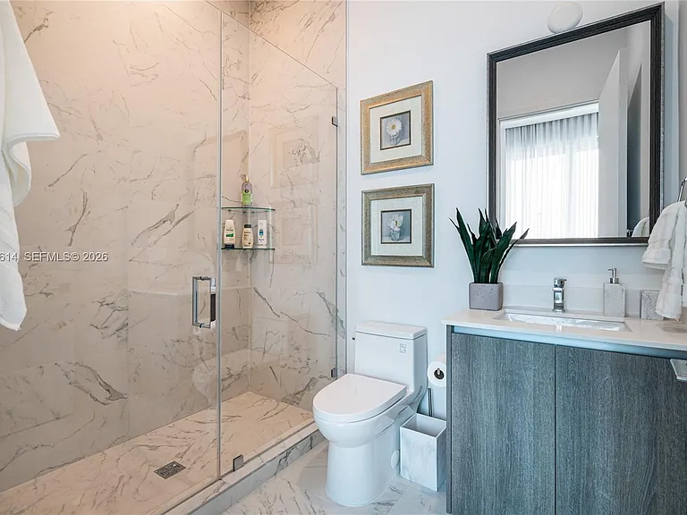 17550 Collins Ave #Penthouse 1 — Photo 35