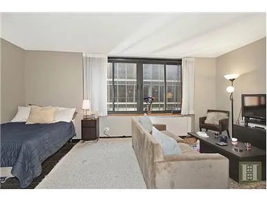 Rented by Douglas Elliman | media 3