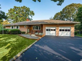 51 Freeport St, East Islip, NY 11730