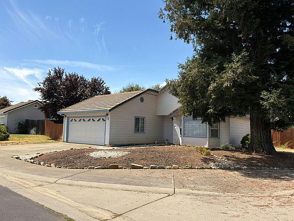 2nd image of 355 Brierwood Way