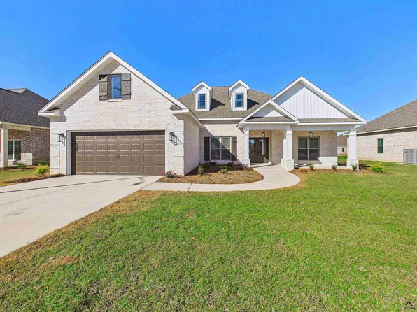 146 Woodwinds Ct, Kathleen, GA 31047