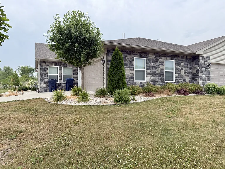 630 McKay Way — Photo 13