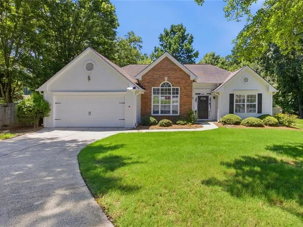 572 Staghorn Ln, Suwanee, GA 30024