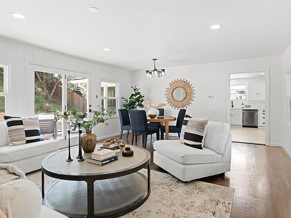 3rd image of 6 Sherwood Place