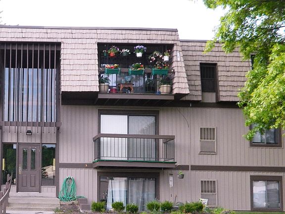 3rd image of 9521 Sunrise Blvd Unit 2