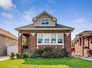 820 S 18th Ave, Maywood, IL 60153