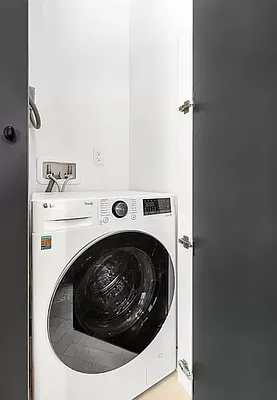 Rented by REAL New York | media 8