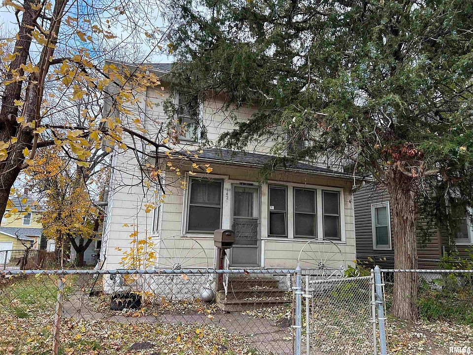 1st image of 1429 18th Ave
