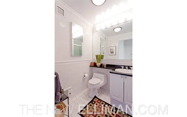 Sold by Douglas Elliman | media 20