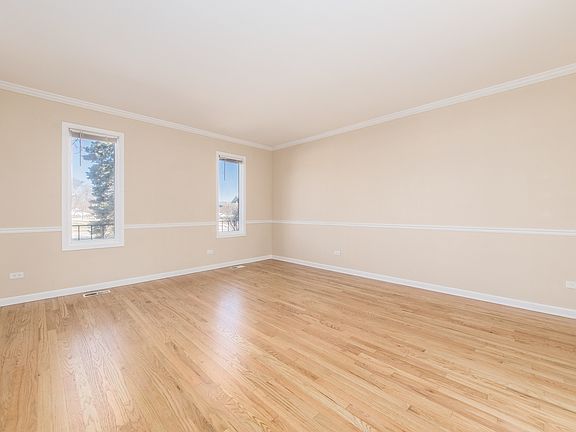5th image of 1019 W Sable Dr