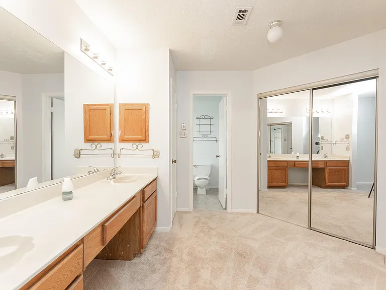 6818 Brockington Dr — Photo 18