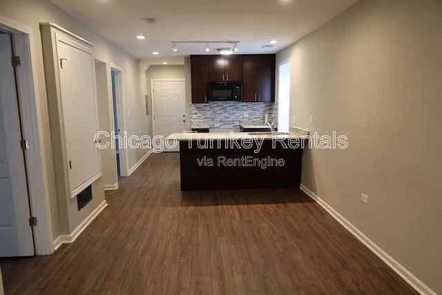2345 S Whipple St #1 — Photo 2