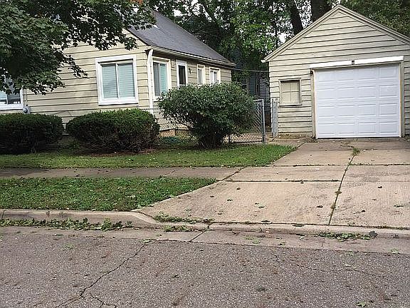 4th image of 887 Nome Ave