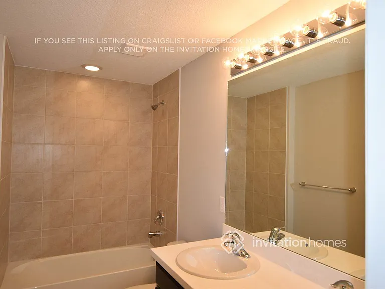 1725 SW Monterrey Ln — Photo 13