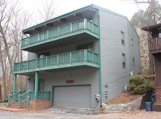 N7299 Ridge Rd, Plymouth, WI 53073