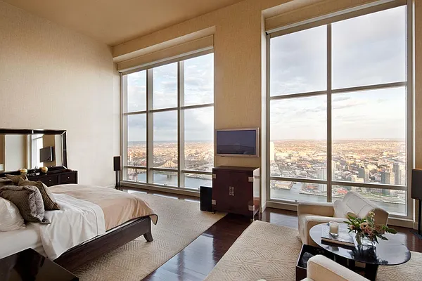 Sold by Corcoran | media 7