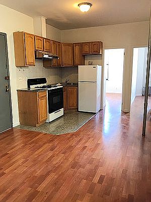 2nd image of 10 Elizabeth St APT 17