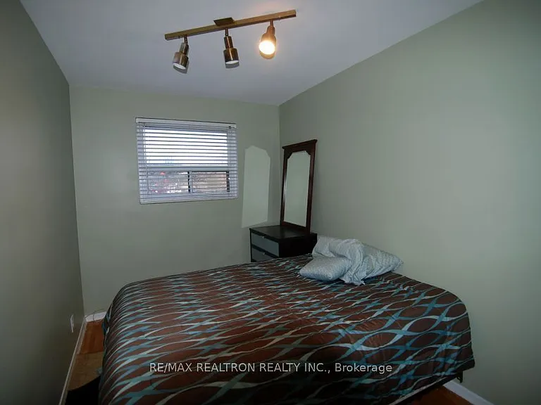 89 Dolly Varden Blvd #MAIN — Photo 7