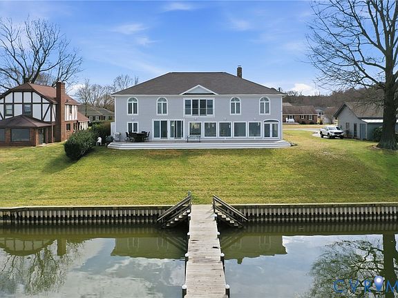 3rd image of 202 W Gwynnfield Rd