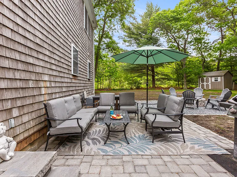 10 Kristina Ln — Photo 15