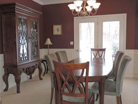 5th image of 2550 Nottingham Ct