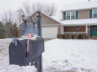 1302 Winding Creek Ct, O'Fallon, IL 62269