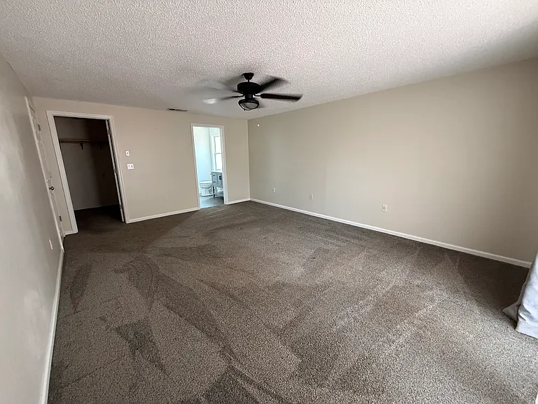 323 Sweetgum Ct — Photo 10
