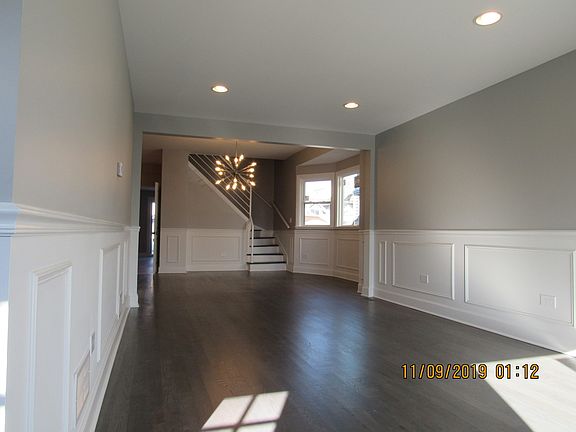 3rd image of 5624 W Berenice Ave