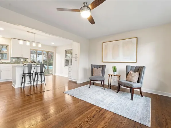 4834 Overton Ave, Kansas City, MO 64133