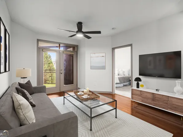 390 17th St NW Unit 4042, Atlanta, GA 30363