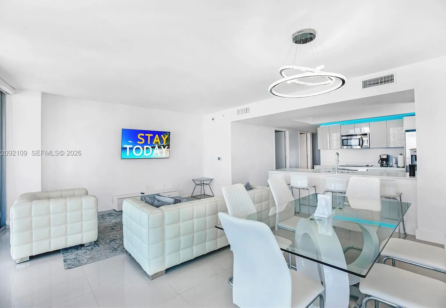 Beachwalk Condominium — Photo 4