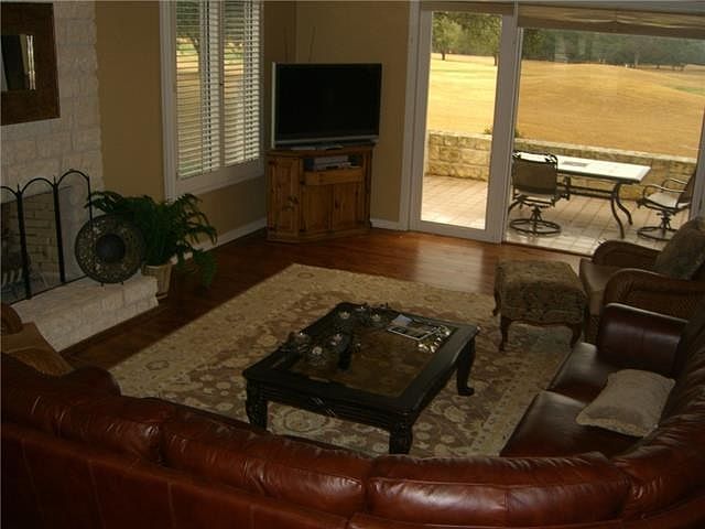 2nd image of 2407 Founders Cir