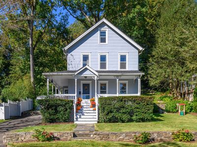 53 Bartlett Avenue, Norwalk, CT, 06850