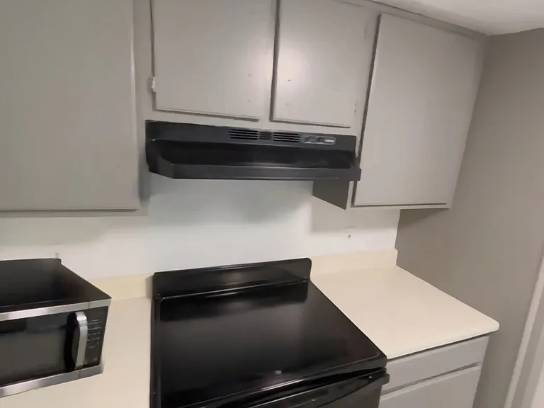 3982 Crayrich Cir #3982 — Photo 14