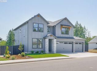 508 W 19th St, La Center, WA 98629