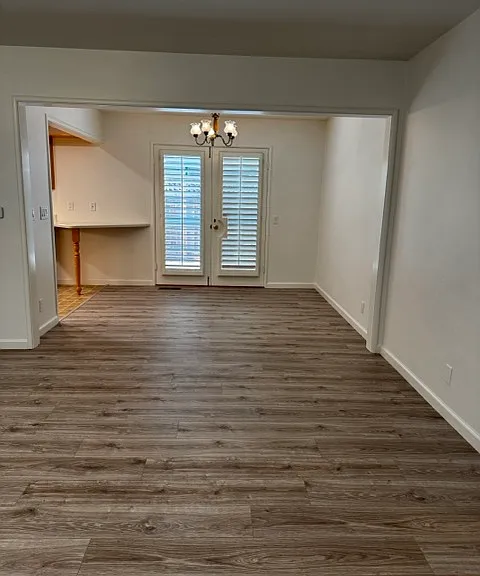 221 Colorado Ave — Photo 8